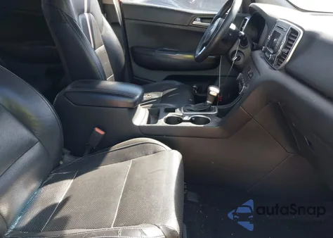 2017 Kia Sportage Lx z USA, uszkodzony, nr VIN KNDPM3AC0H7106531